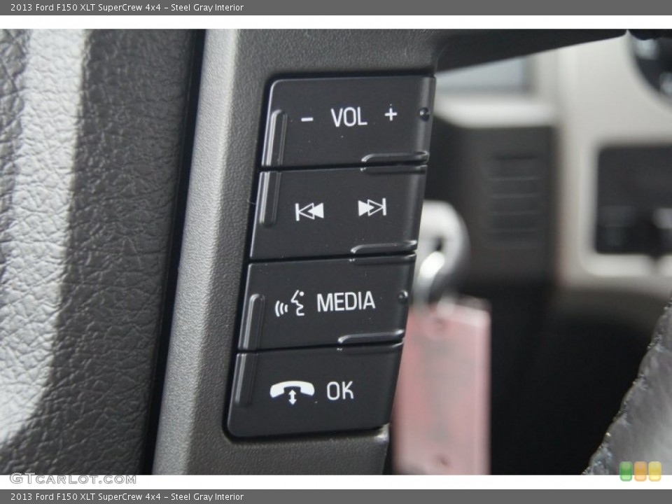 Steel Gray Interior Controls for the 2013 Ford F150 XLT SuperCrew 4x4 #71541022