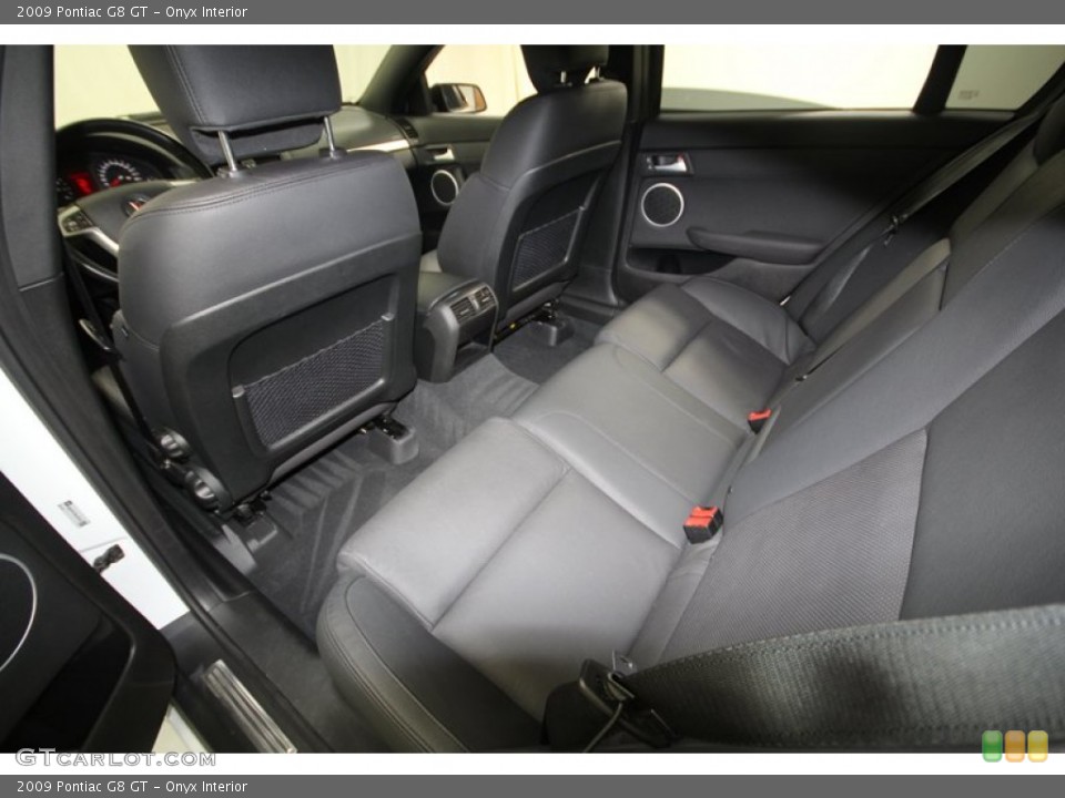 Onyx Interior Rear Seat for the 2009 Pontiac G8 GT #71541154