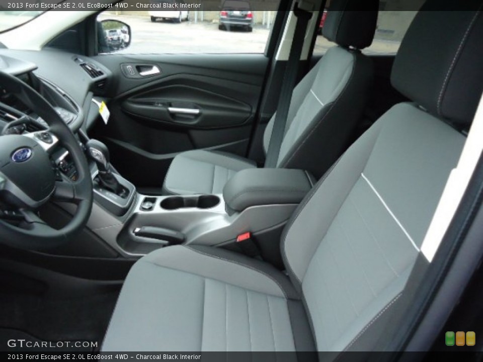 Charcoal Black Interior Photo for the 2013 Ford Escape SE 2.0L EcoBoost 4WD #71550403