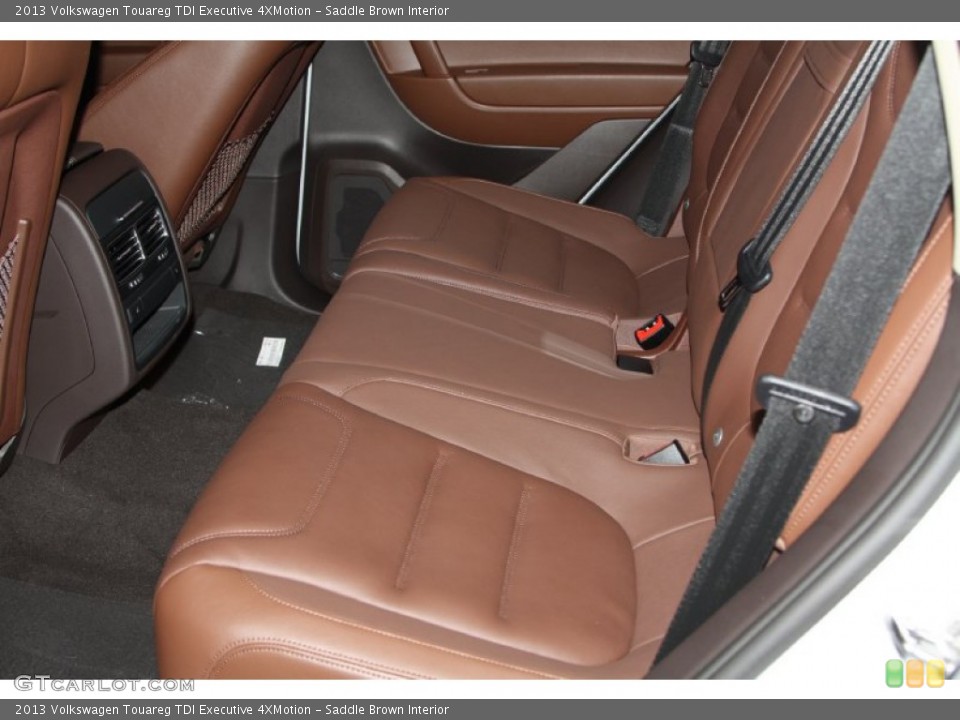 Saddle Brown Interior Photo for the 2013 Volkswagen Touareg TDI Executive 4XMotion #71553661