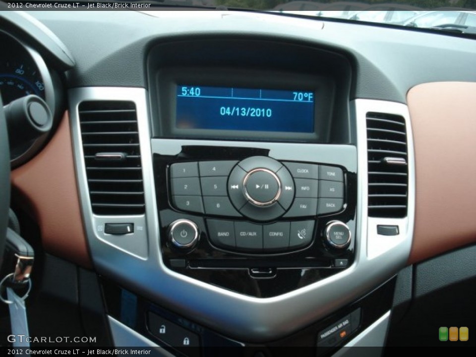 Jet Black/Brick Interior Controls for the 2012 Chevrolet Cruze LT #71555200