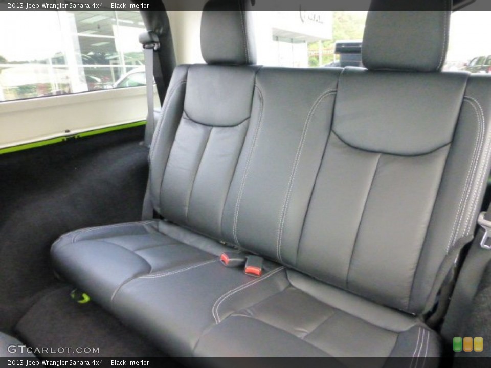 Black Interior Photo for the 2013 Jeep Wrangler Sahara 4x4 #71565664