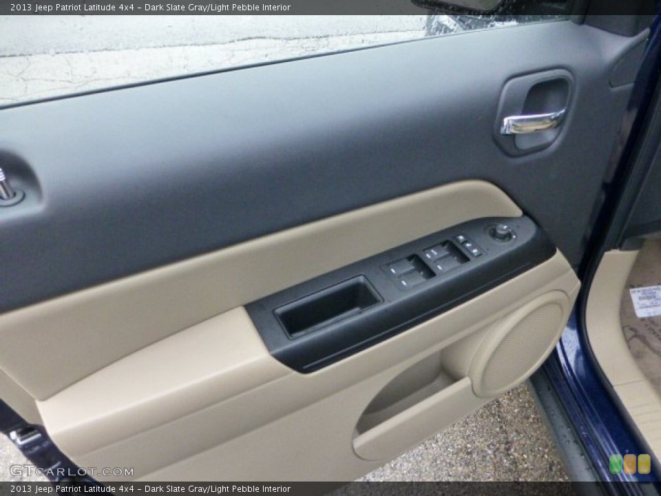 Dark Slate Gray/Light Pebble Interior Door Panel for the 2013 Jeep Patriot Latitude 4x4 #71566171