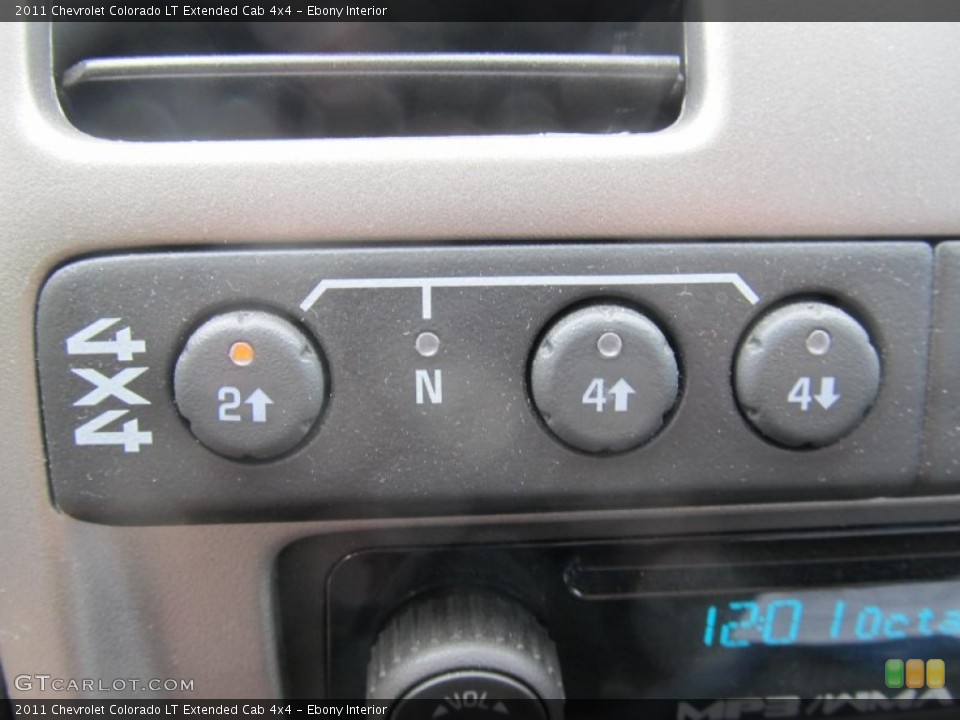 Ebony Interior Controls for the 2011 Chevrolet Colorado LT Extended Cab 4x4 #71568718