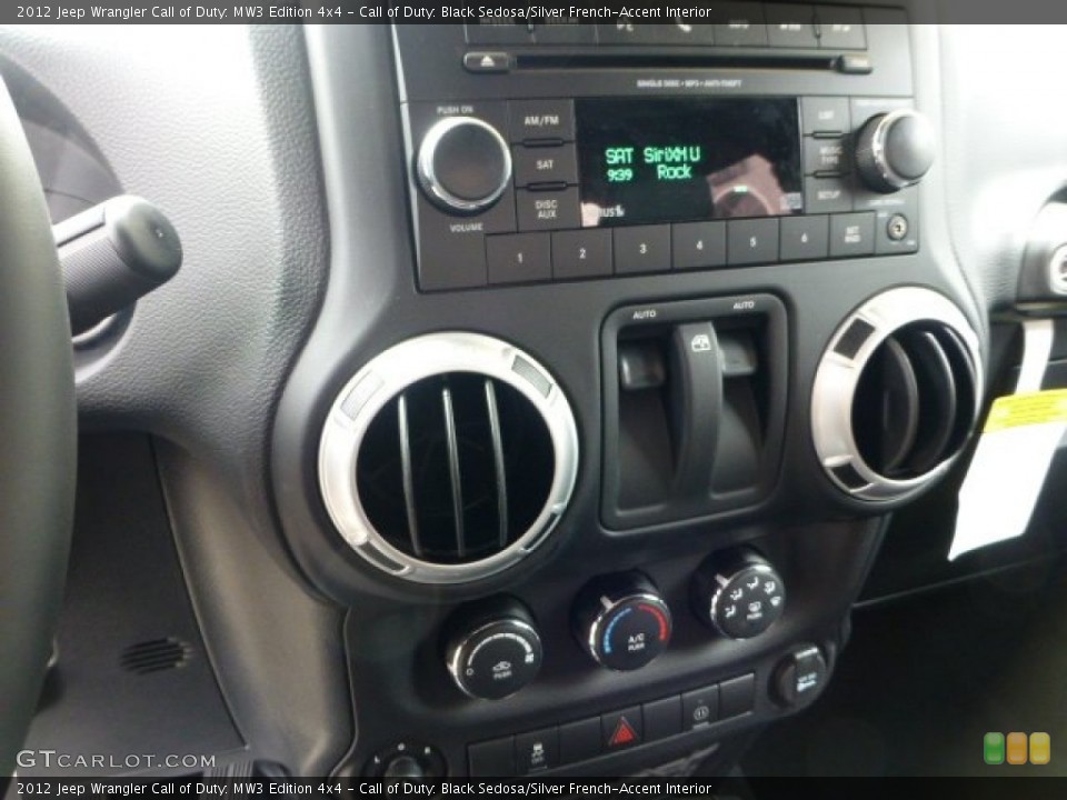 Call of Duty: Black Sedosa/Silver French-Accent Interior Controls for the 2012 Jeep Wrangler Call of Duty: MW3 Edition 4x4 #71571109
