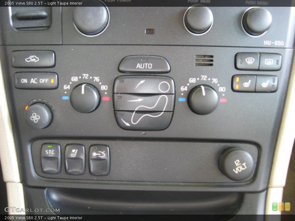 Light Taupe Interior Controls for the 2005 Volvo S80 2.5T #71572322