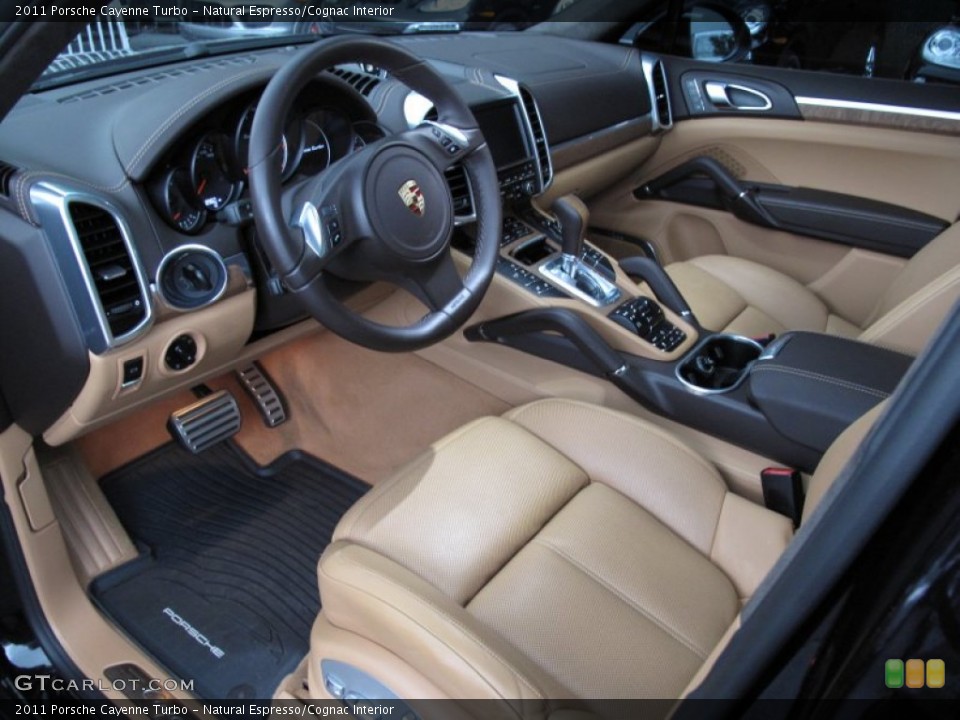 Natural Espresso/Cognac Interior Photo for the 2011 Porsche Cayenne Turbo #71576063