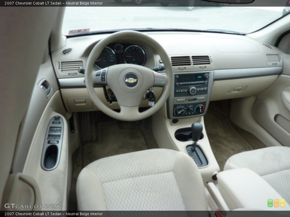 Neutral Beige Interior Dashboard for the 2007 Chevrolet Cobalt LT Sedan #71577140