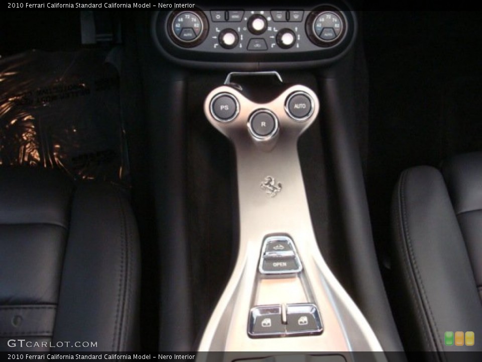 Nero Interior Controls for the 2010 Ferrari California  #71580314