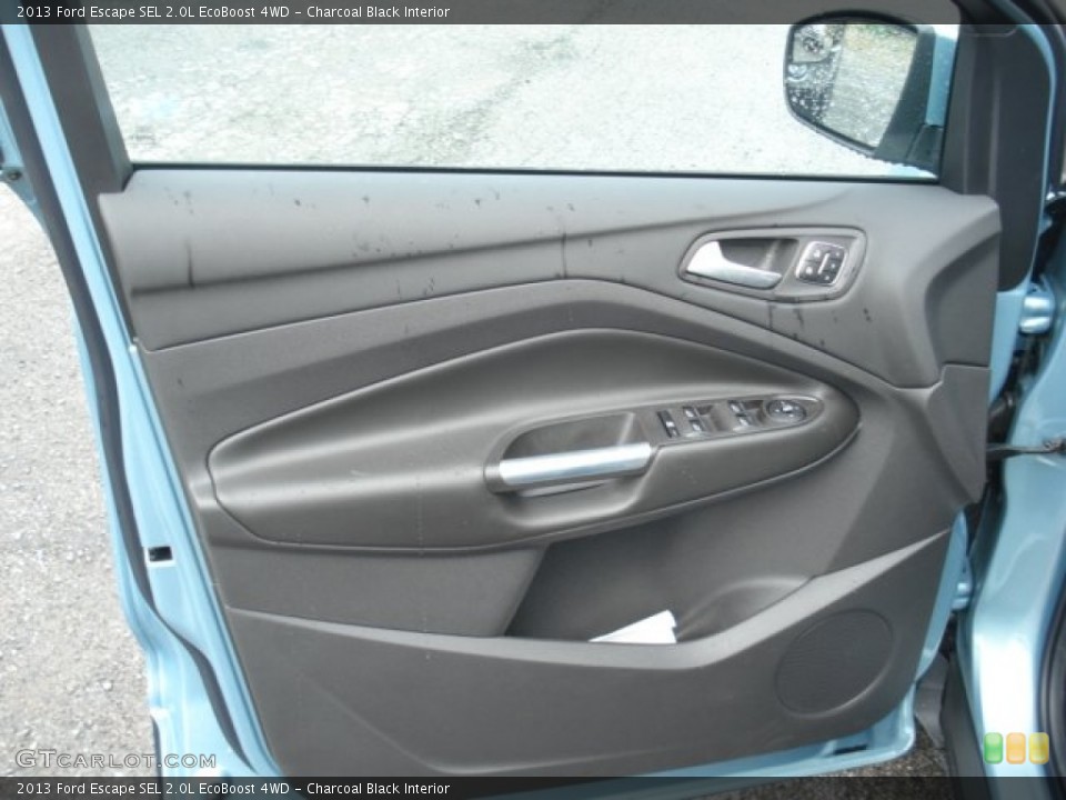 Charcoal Black Interior Door Panel for the 2013 Ford Escape SEL 2.0L EcoBoost 4WD #71584716