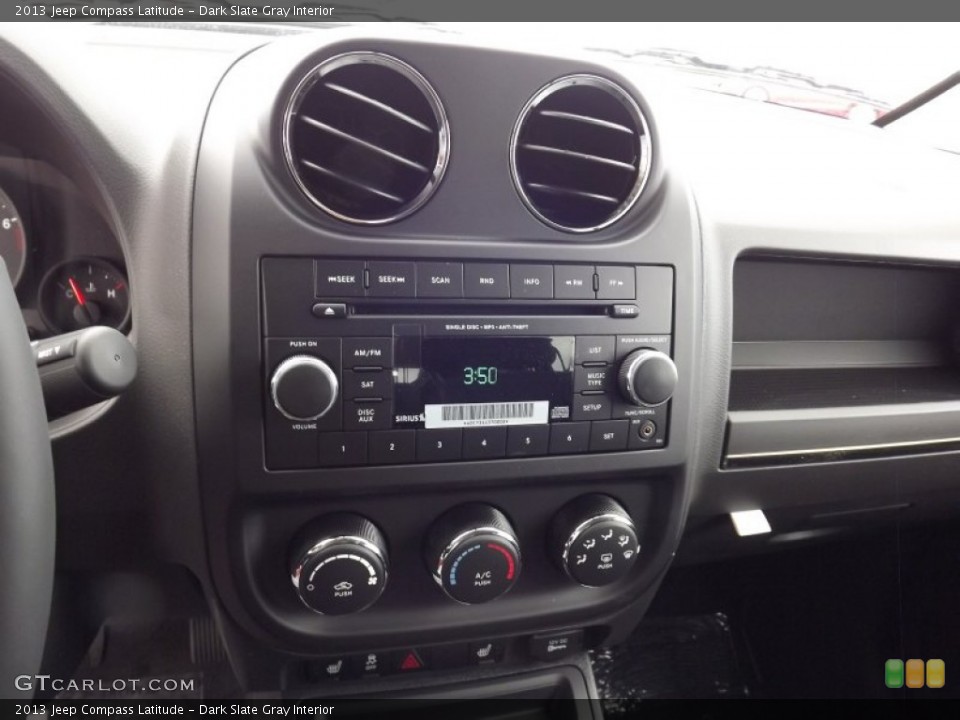 Dark Slate Gray Interior Controls for the 2013 Jeep Compass Latitude #71587194
