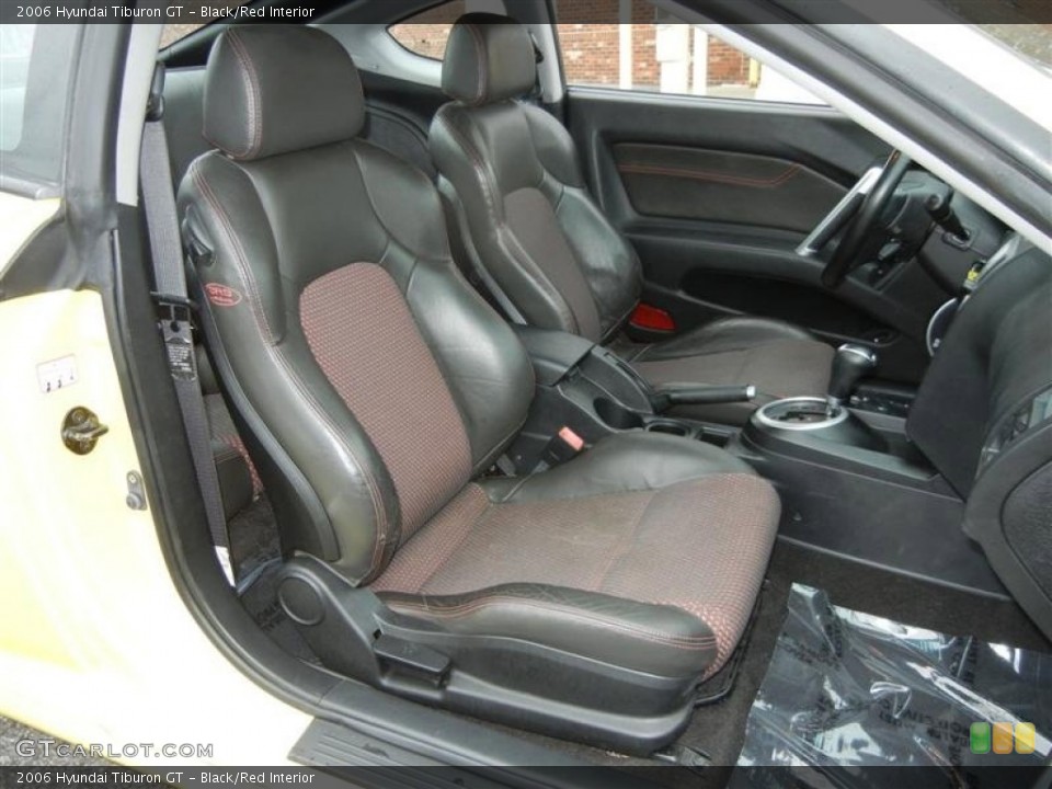 Black/Red Interior Photo for the 2006 Hyundai Tiburon GT #71587758