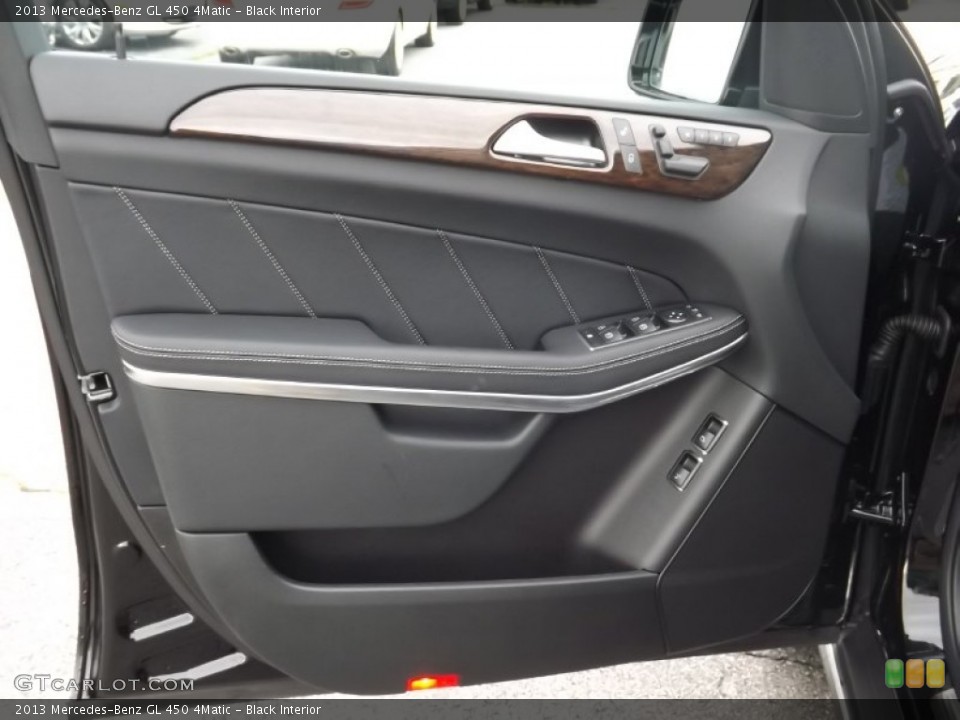 Black Interior Door Panel for the 2013 Mercedes-Benz GL 450 4Matic #71590095