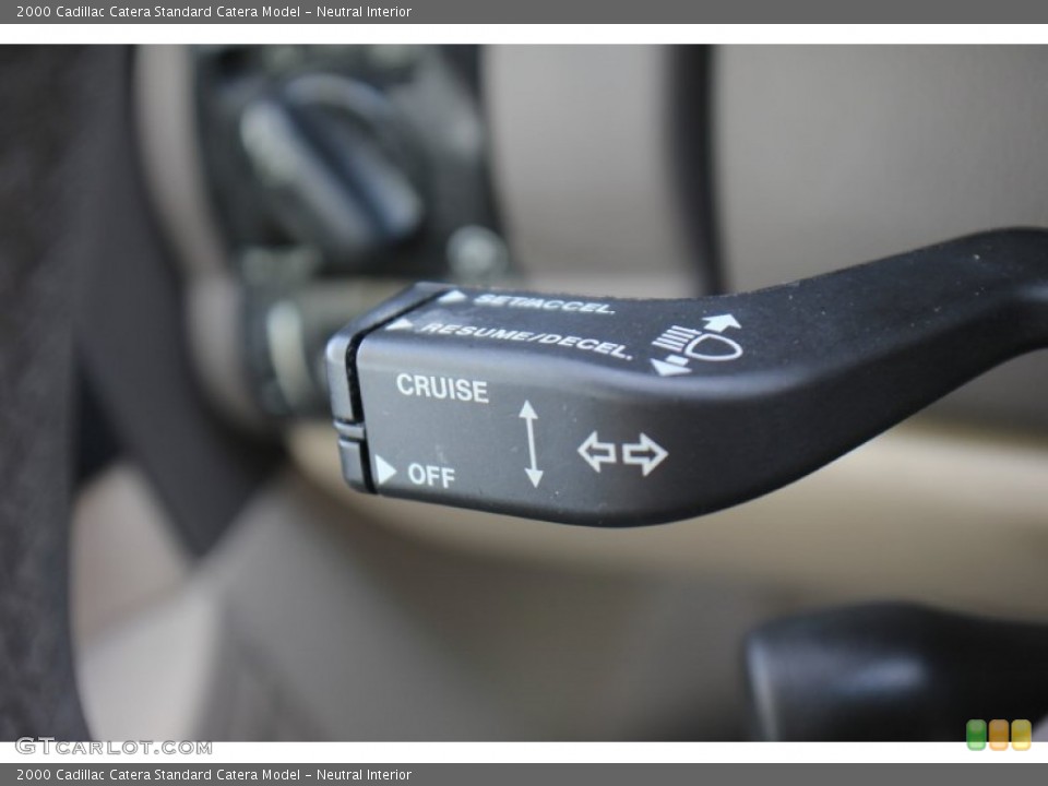 Neutral Interior Controls for the 2000 Cadillac Catera  #71592065