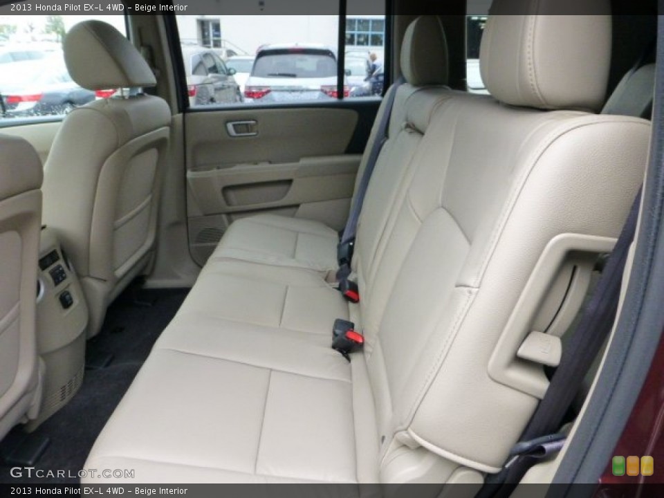 Beige Interior Photo for the 2013 Honda Pilot EX-L 4WD #71594118