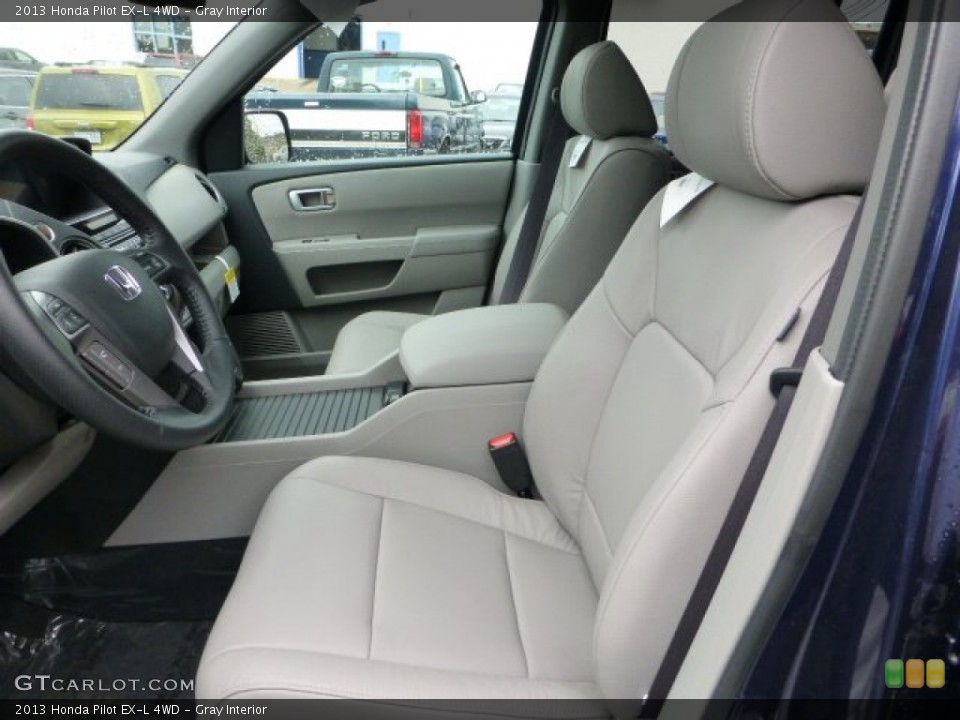 Gray Interior Photo for the 2013 Honda Pilot EX-L 4WD #71594283