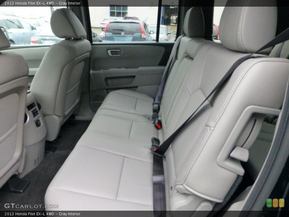 Gray Interior Photo for the 2013 Honda Pilot EX-L 4WD #71594463
