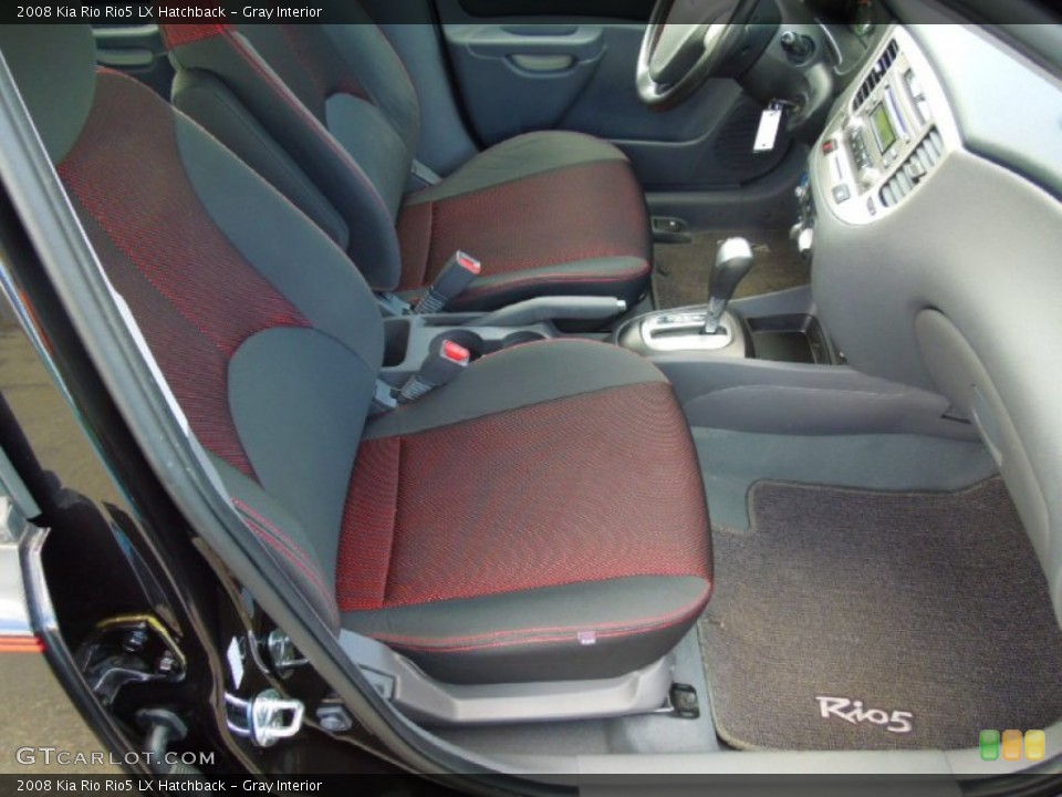 Gray Interior Photo for the 2008 Kia Rio Rio5 LX Hatchback #71609250