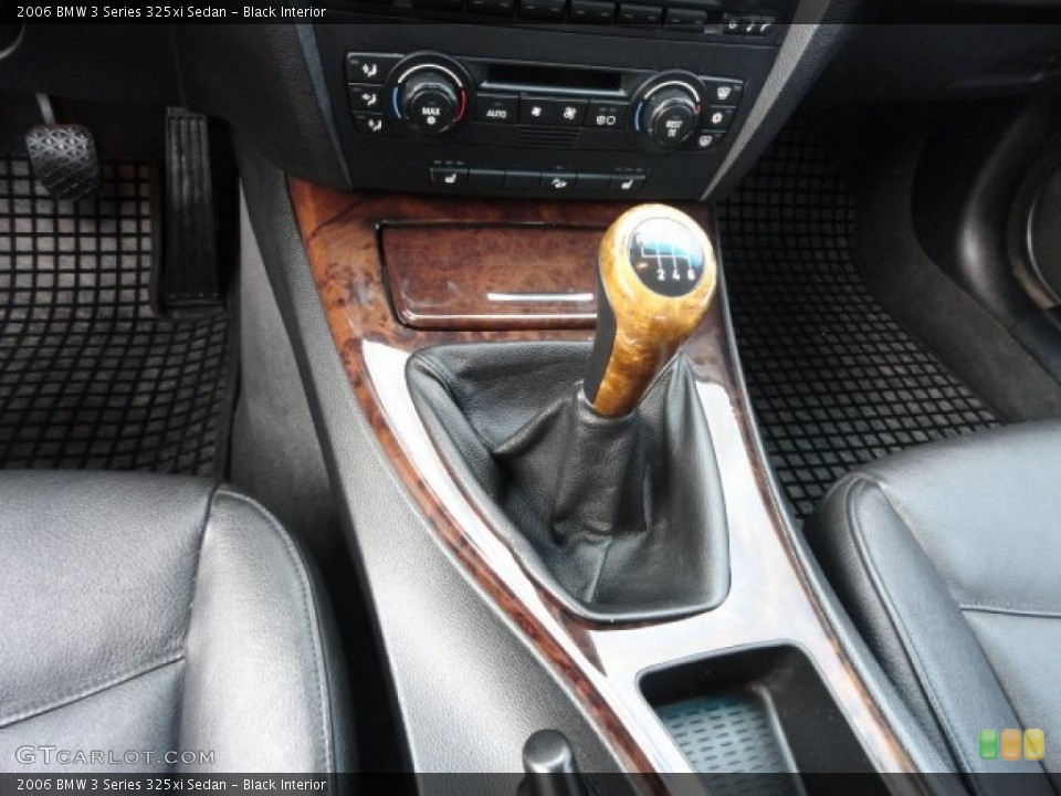 Black Interior Transmission for the 2006 BMW 3 Series 325xi Sedan #71615392