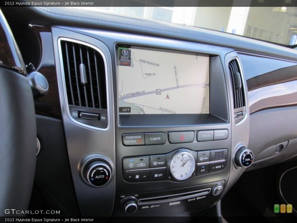 Jet Black Interior Navigation for the 2013 Hyundai Equus Signature #71616213