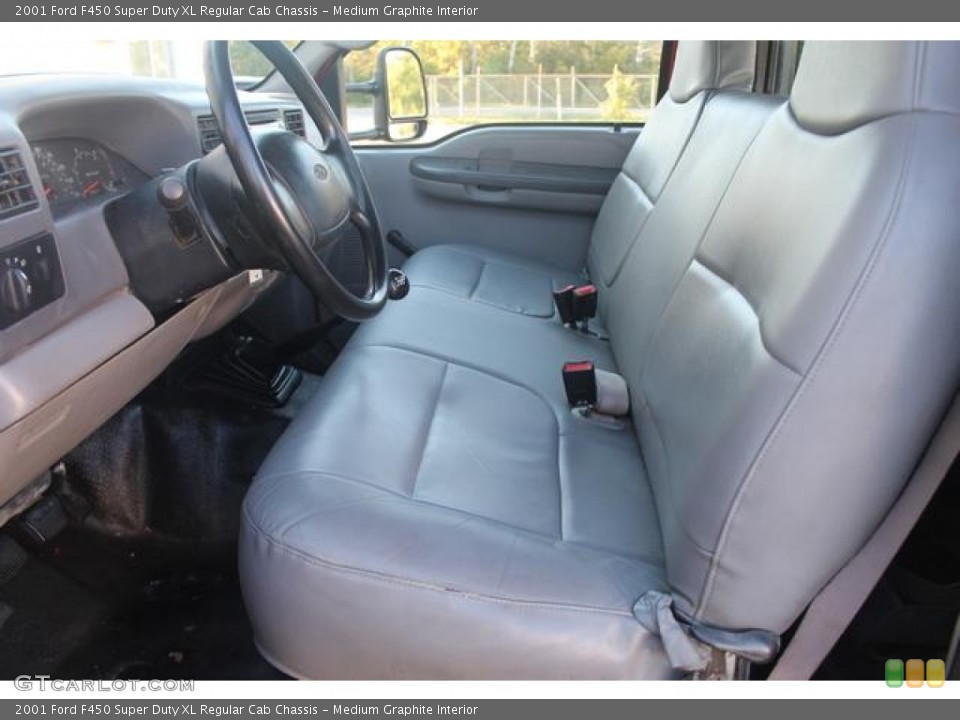 Medium Graphite Interior Photo for the 2001 Ford F450 Super Duty XL Regular Cab Chassis #71617026
