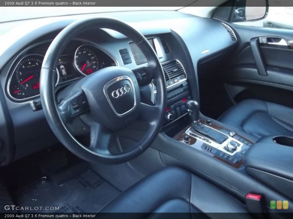 Black 2009 Audi Q7 Interiors