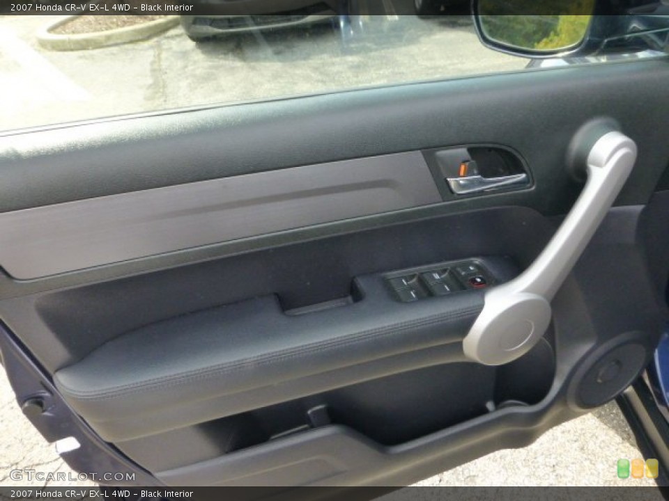 Black Interior Door Panel for the 2007 Honda CR-V EX-L 4WD #71620823