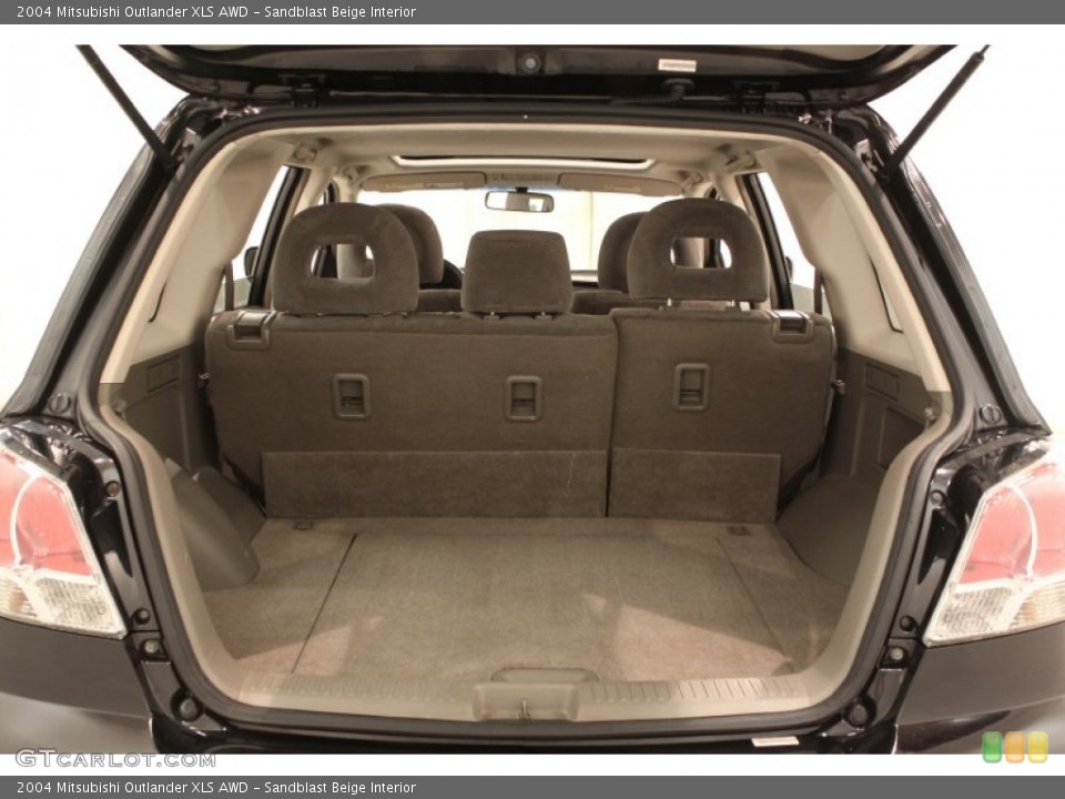 Sandblast Beige Interior Trunk for the 2004 Mitsubishi Outlander XLS AWD #71680252