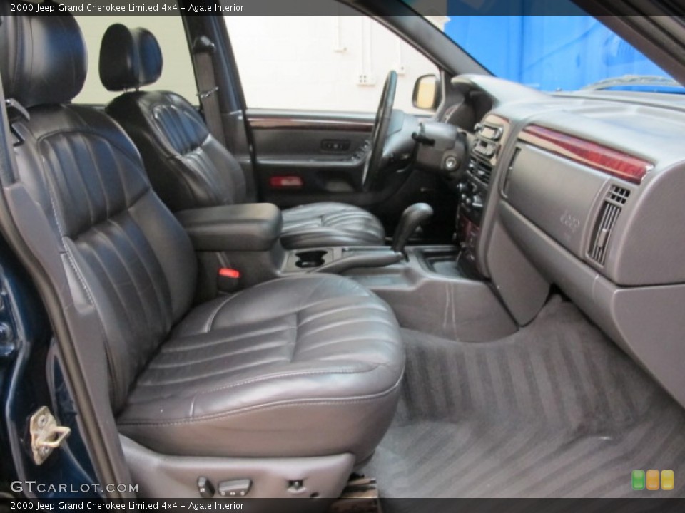 Agate Interior Photo for the 2000 Jeep Grand Cherokee Limited 4x4 #71681773