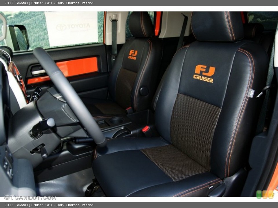 Dark Charcoal Interior Photo for the 2013 Toyota FJ Cruiser 4WD #71684956