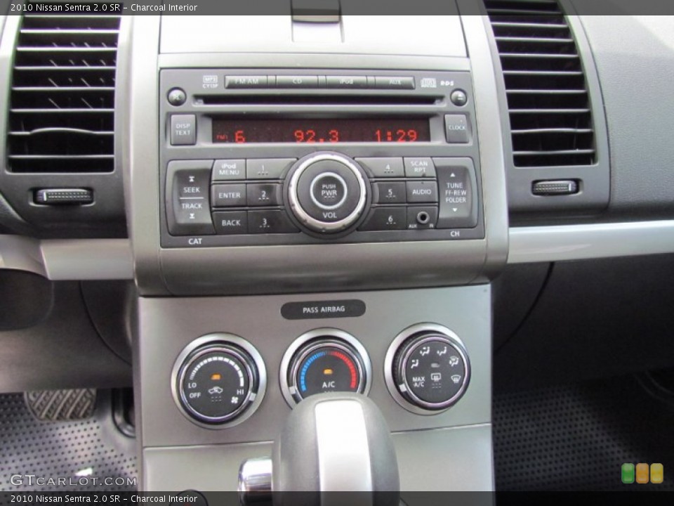 Charcoal Interior Controls for the 2010 Nissan Sentra 2.0 SR #71716735