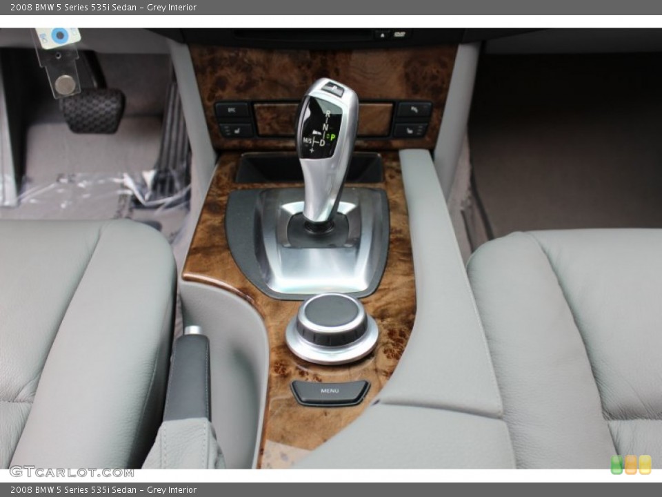 Grey Interior Transmission for the 2008 BMW 5 Series 535i Sedan #71718406