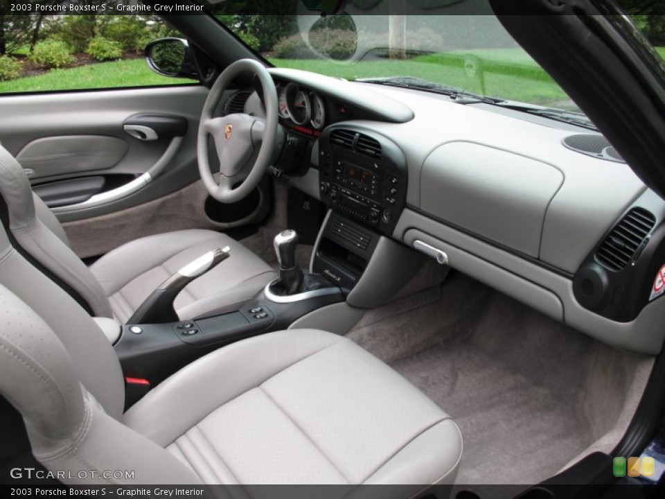 Graphite Grey Interior Photo for the 2003 Porsche Boxster S #71719270
