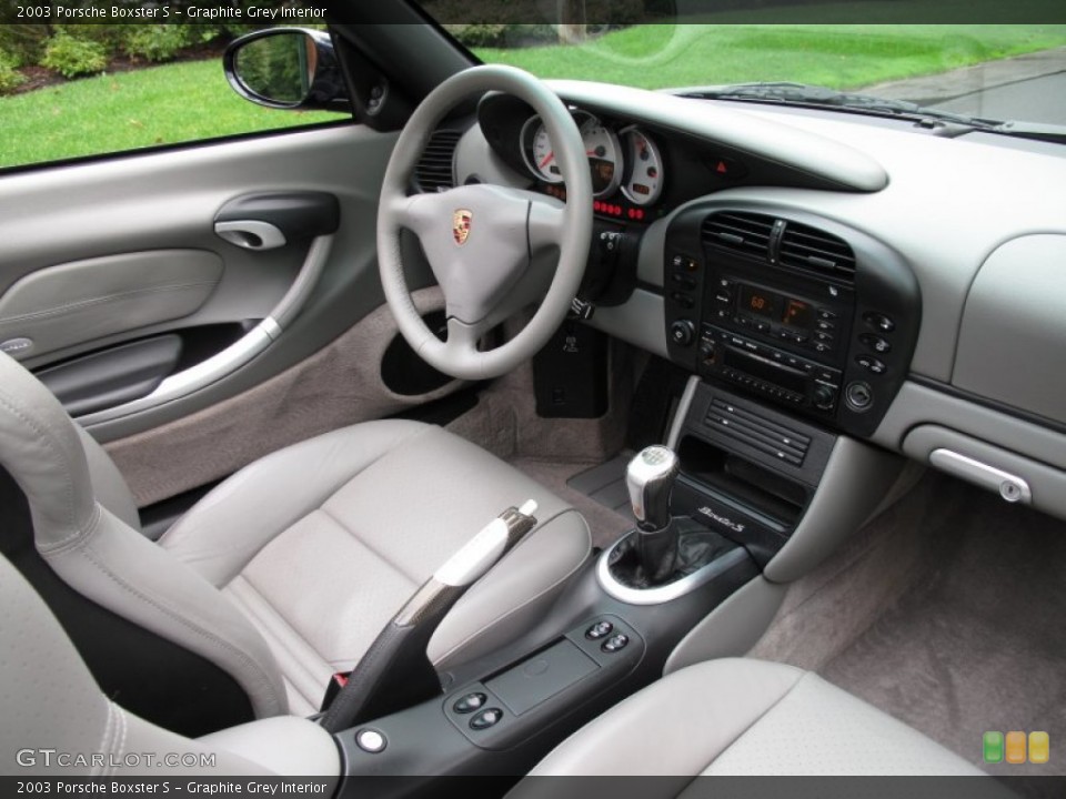 Graphite Grey Interior Photo for the 2003 Porsche Boxster S #71719294