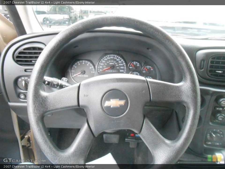 Light Cashmere/Ebony Interior Steering Wheel for the 2007 Chevrolet TrailBlazer LS 4x4 #71725126