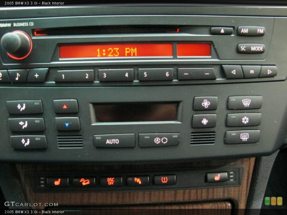 Black Interior Controls for the 2005 BMW X3 3.0i #71731109