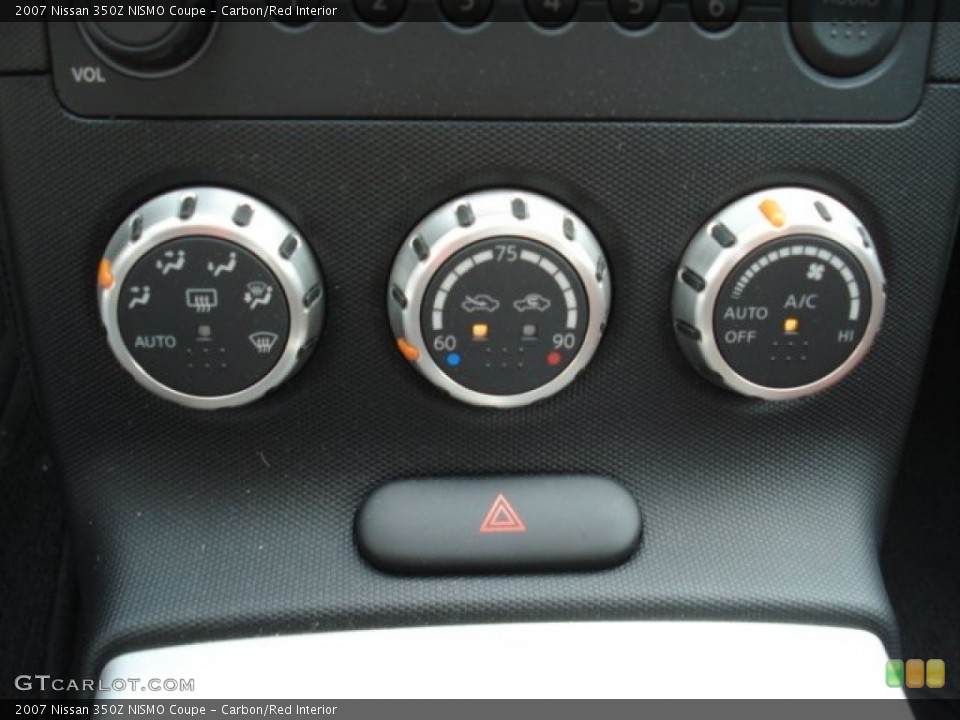 Carbon/Red Interior Controls for the 2007 Nissan 350Z NISMO Coupe #71733749