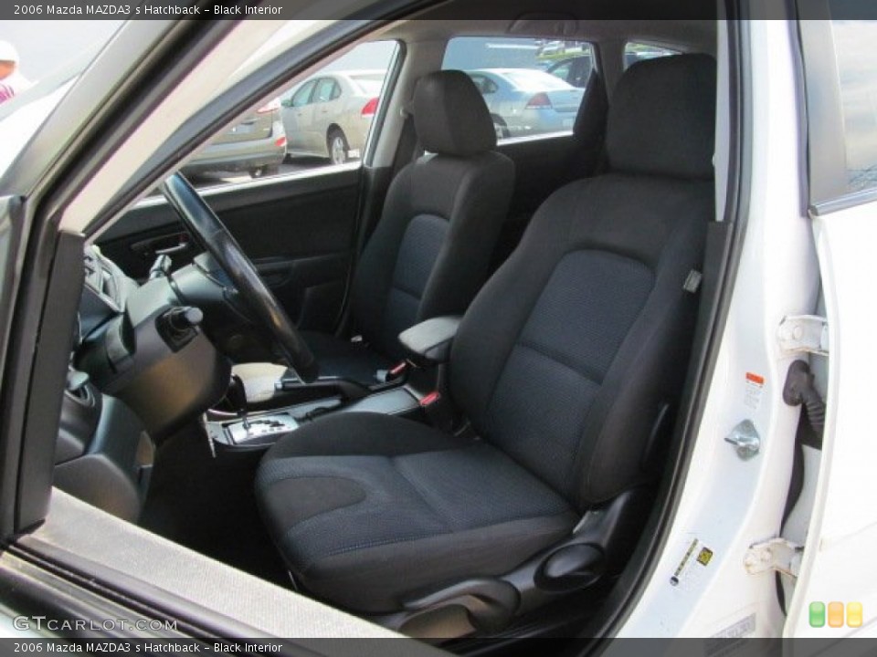 Black Interior Photo for the 2006 Mazda MAZDA3 s Hatchback #71734670