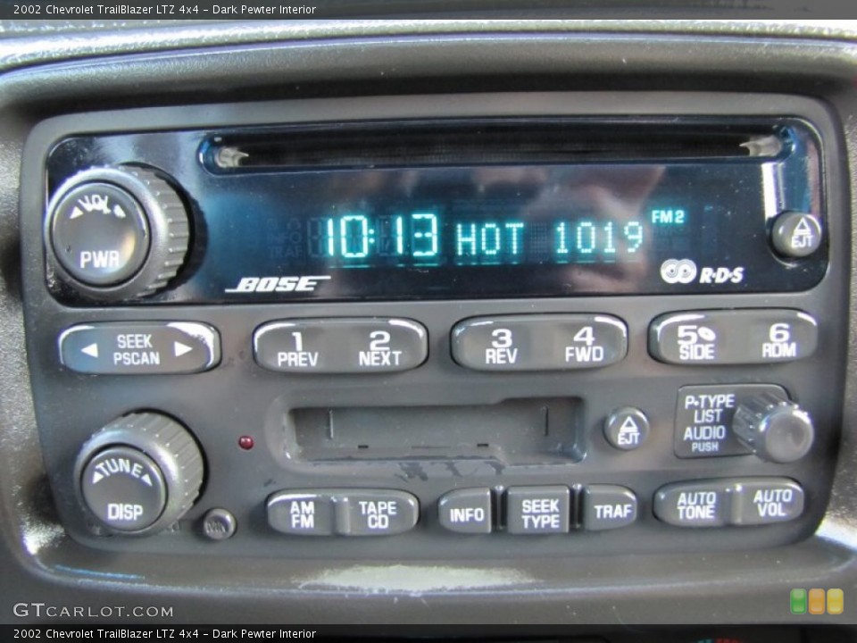 Dark Pewter Interior Audio System for the 2002 Chevrolet TrailBlazer LTZ 4x4 #71737703