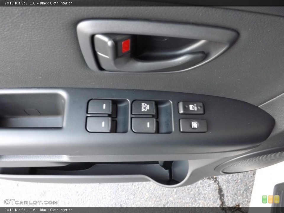 Black Cloth Interior Controls for the 2013 Kia Soul 1.6 #71759226