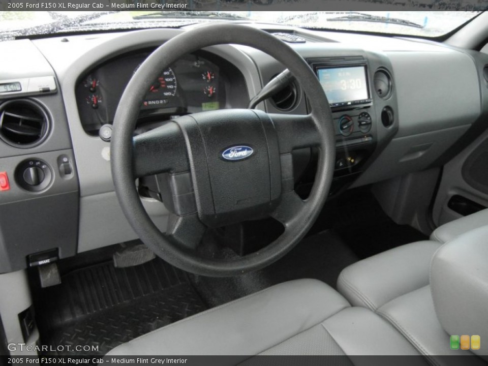 Medium Flint Grey Interior Prime Interior for the 2005 Ford F150 XL Regular Cab #71764665