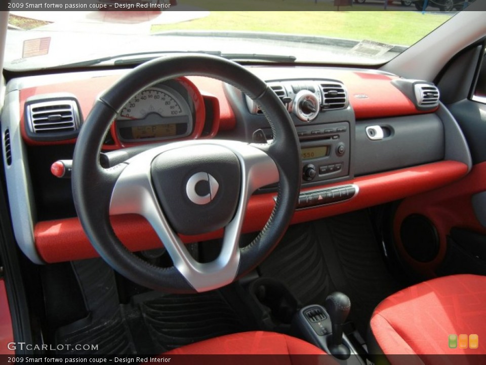 Design Red Interior Dashboard for the 2009 Smart fortwo passion coupe #71764893