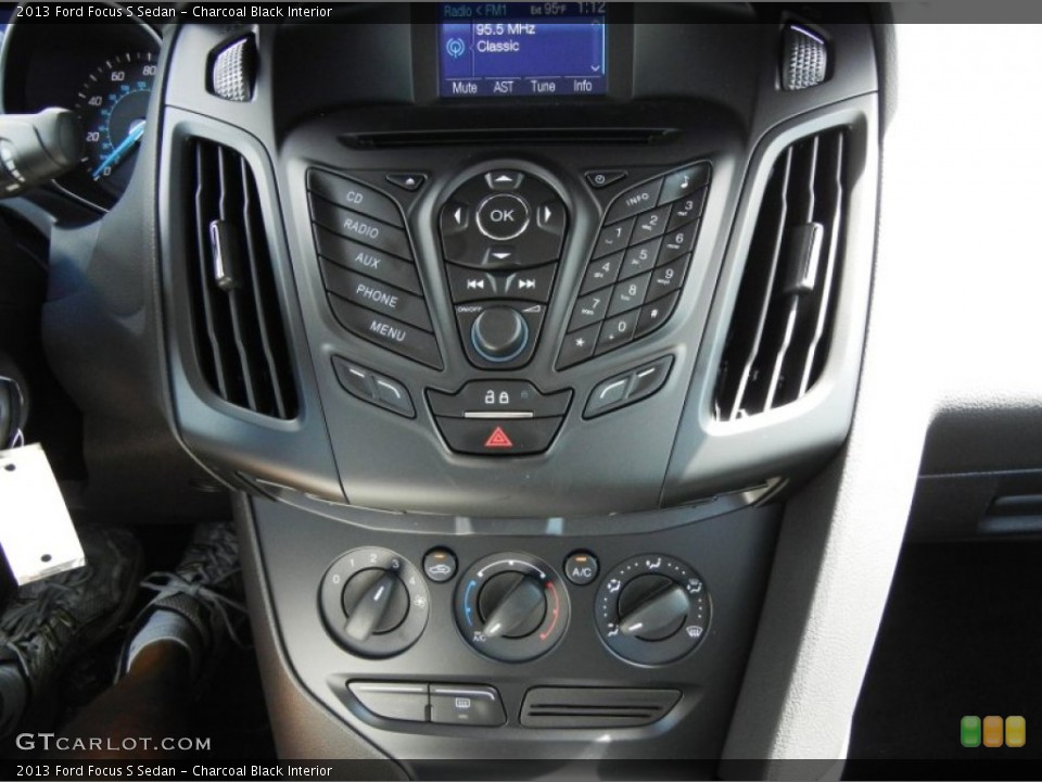 Charcoal Black Interior Controls for the 2013 Ford Focus S Sedan #71766231