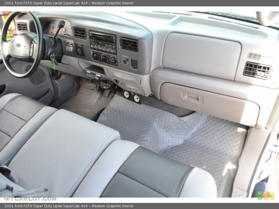 Medium Graphite Interior Dashboard for the 2001 Ford F350 Super Duty Lariat SuperCab 4x4 #71782008