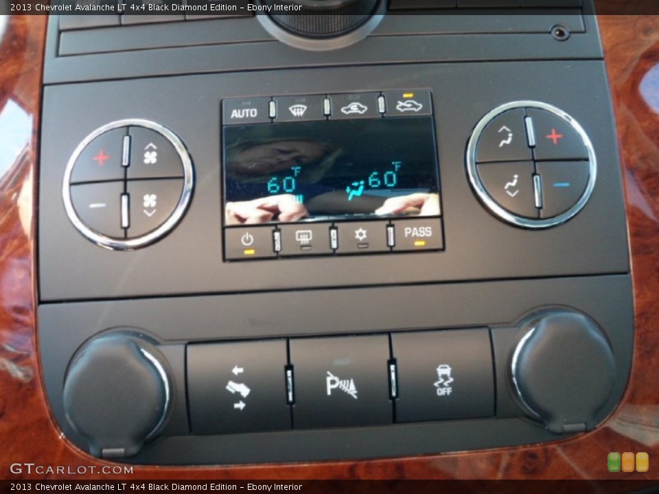 Ebony Interior Controls for the 2013 Chevrolet Avalanche LT 4x4 Black Diamond Edition #71807769