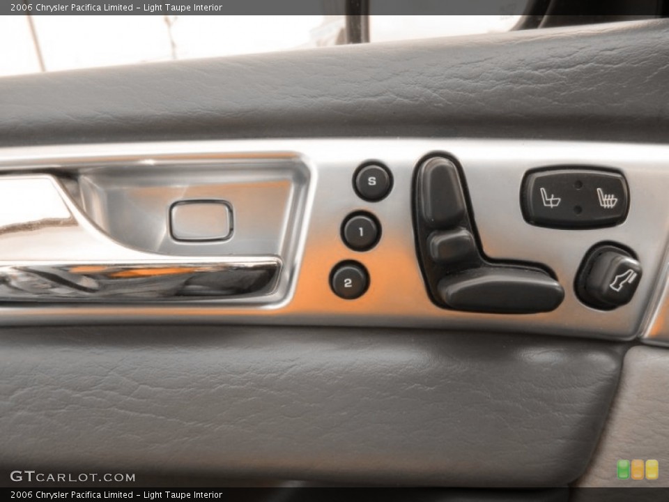Light Taupe Interior Controls for the 2006 Chrysler Pacifica Limited #71816346