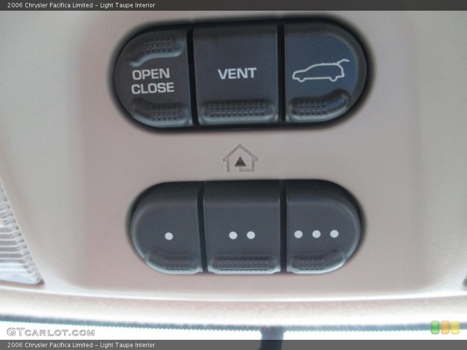 Light Taupe Interior Controls for the 2006 Chrysler Pacifica Limited #71816370