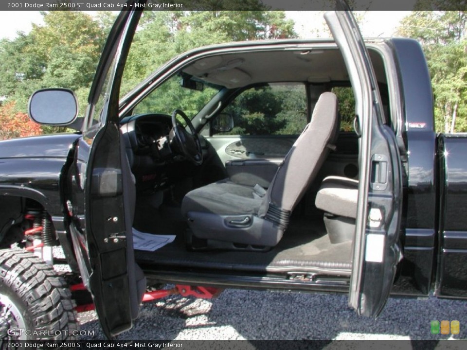 Mist Gray Interior Photo for the 2001 Dodge Ram 2500 ST Quad Cab 4x4 #71826161