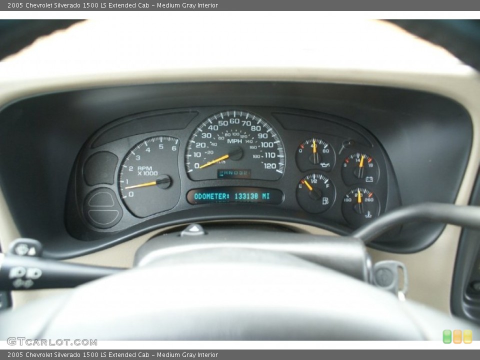 Medium Gray Interior Gauges for the 2005 Chevrolet Silverado 1500 LS Extended Cab #71871786