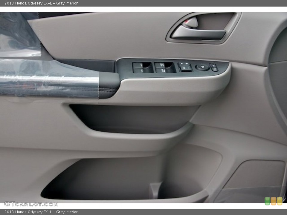 Gray Interior Controls for the 2013 Honda Odyssey EX-L #71872425